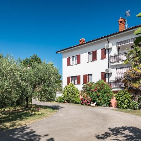 Apartments Marcan Porec Exterior photo