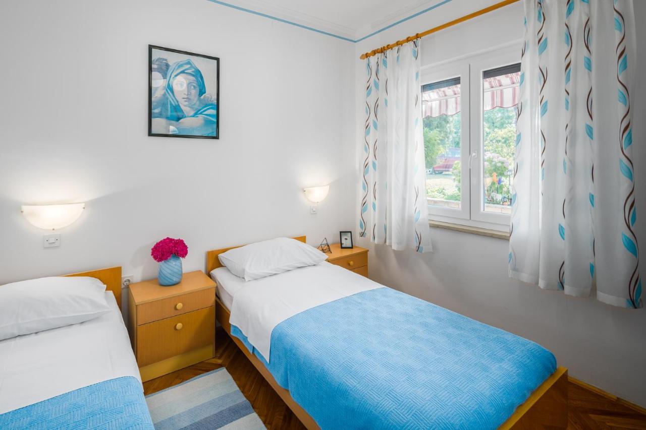 Apartments Marcan Porec Exterior photo